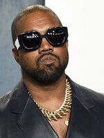 Žaloba na Kanyeho Westa: Jaká bizarní pravidla museli studenti a studentky na rapperově akademii dodržovat?
