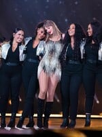 Zamestnancom Taylor Swift sa ušli štedré odmeny. Počas Eras Tour im rozdala bonusy vo výške 197 miliónov dolárov
