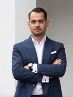 Zarábajú pekní ľudia viac? Slovenských firiem sme sa pýtali na fenomén Pretty privilege