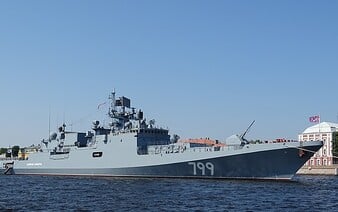 Zásah, potopeno: Ukrajinská armáda drony v Černém moři zničila ruskou výsadkovou loď