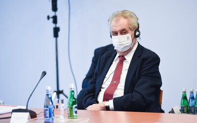 Zeman: Putin mi slíbil dodávku vakcíny Sputnik