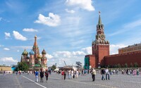 Země zaslíbená? Ruské státní firmy a média žádají šestidenní pracovní týden, lidé se mají obětovat pro válku
