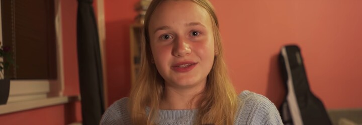 Ženy sú zaslepené! Stredoškoláčka vo virálnom videu odsudzuje zaslepené ženy, no nepozná ani základné fakty
