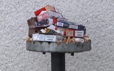 Žiaci strednej školy v Sečovciach majú v areáli vlastný fajčiarsky kútik
