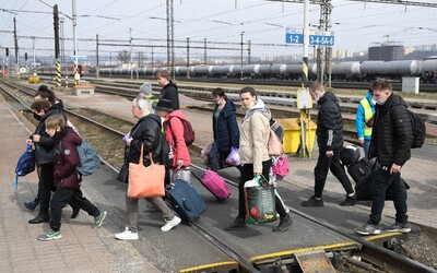 Zima a ruské útoky môžu spustiť ďalšiu vlnu utečencov z Ukrajiny. Poľsko má obavy, tvrdí námestník poľského ministra vnútra