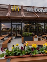 Zlaté oblúky žiaria na Slovensku už na 47 miestach: Legendárna značka oslávi 30 rokov a chystá ďalšiu expanziu