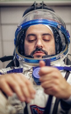 Zlin Design Week přiveze hvězdného designéra Nimu Shahiniana, který poletí do vesmíru s handicapovanými
