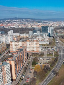 Zlodeji sa v Bratislave zamerali na jednu mestskú časť. Polícia eviduje na viacerých uliciach zvýšený počet krádeží a vlámaní