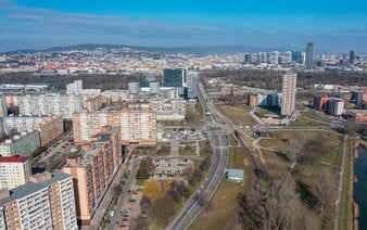 Zlodeji sa v Bratislave zamerali na jednu mestskú časť. Polícia eviduje na viacerých uliciach zvýšený počet krádeží a vlámaní