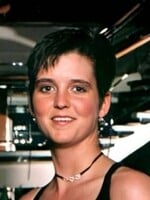 Zmizení Amy Bradley: prodali ji jako otrokyni do nevěstince, nebo ji spolkl oceán? Rodina dostala záhadné vzkazy