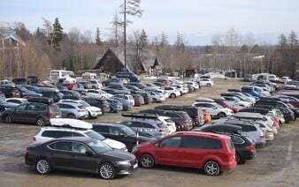 Známa automobilka varuje Slovákov pred podvodníkmi. Falošné weby a e-maily ponúkajú neexistujúce ojazdené autá