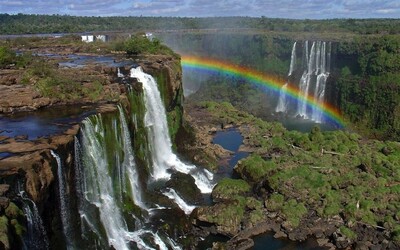 Známé Viktoriiny vodopády téměř úplně vyschly. Mohou za to klimatické změny