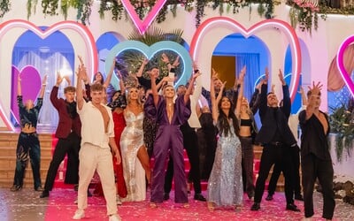 Známe vítěze Love Islandu. Reality show nakonec ovládl divácky nejoblíbenější pár