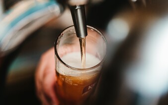 Známy český pivovar mení cenník. Niektoré druhy piva zdraželi výraznejšie, než podnik pôvodne oznámil