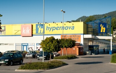 Známy developer na Slovensku oživí chátrajúce budovy obchodov Hypernova. V týchto mestách začnú fungovať s novým konceptom