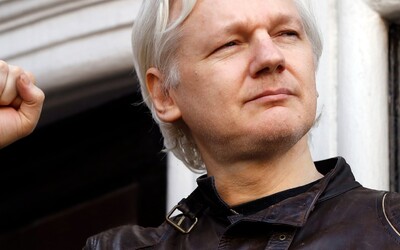 Zveřejnění informací není zločin, mediální domy se snaží očistit Juliana Assanga z WikiLeaks