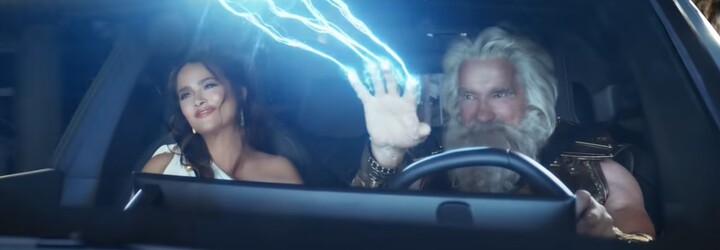 Super Bowl 2022: Ako vyzerali reklamné spoty známych značiek? Žiarili v nich Zendaya, Scarlett Johansson, Jim Carrey či Zac Efron
