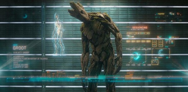 Ktorý herec nahovoril Groota vo filmovej sérii Guardians of the Galaxy?