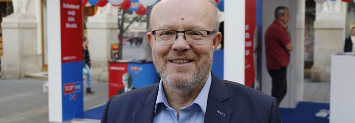 Vlastimil Válek navrhne omezení otevírací doby obchodů na Štědrý den a 25. prosince