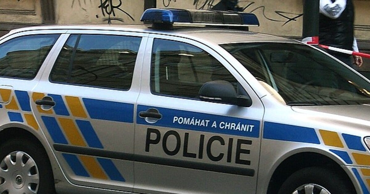 Brutální šikana na jihu Čech. Dívku napadla skupina dětí, kopali ji do hlavy a najížděli na ni koloběžkou