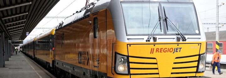 Vyplatí se mezi Prahou a Bratislavou více RegioJet, nebo státní vlaky? Přinášíme ti velké srovnání