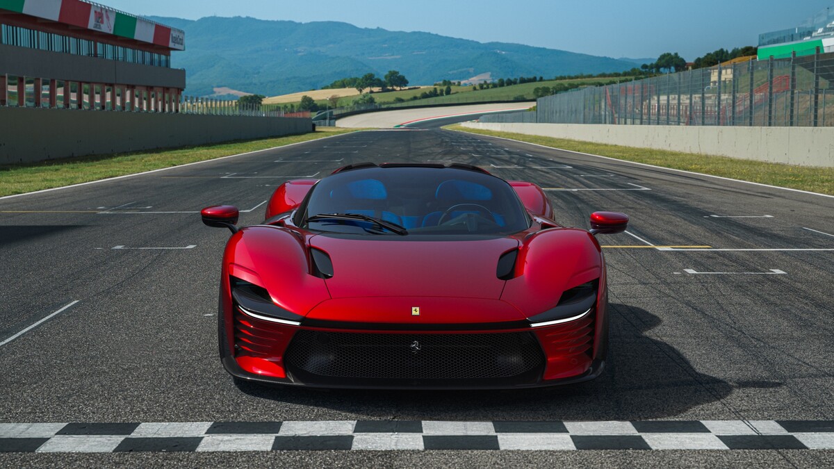 Ferrari, SP3 Daytona,