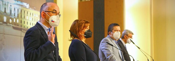 Zavření školek nebo omezení pohybu podle krajů. Tato opatření navrhla vláda opozici, tvrdí deník Právo