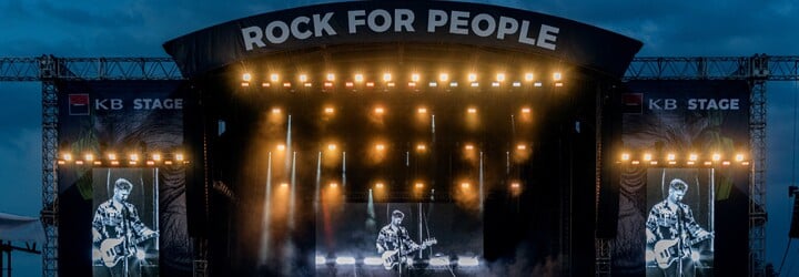 Rock for People přivezl gigantická jména i neokoukané talenty. Festival potvrdil, že je v Česku jedničkou (Reportáž)