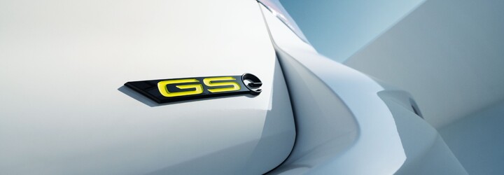 Najvýkonnejší Opel Astra nesie označenie GSe, spolieha sa na 225-koňový plug-in hybrid