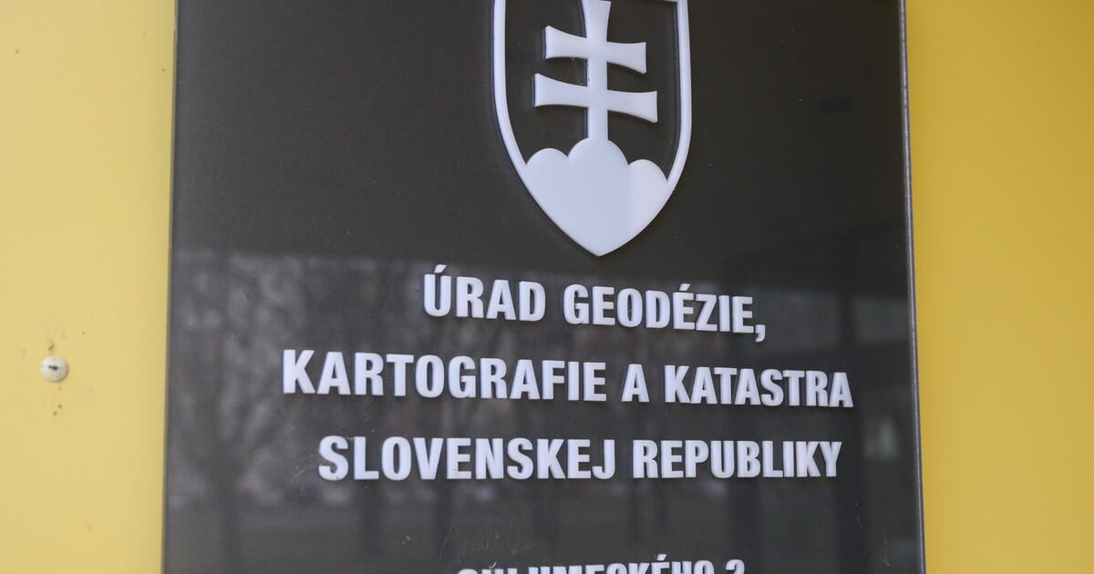 Kto chce vedieť, komu patrí byt či pozemok, bude sa musieť zaregistrovať. Za celý list vlastníctva si zaplatíš šesť eur