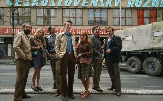 Vlny si môžeš pozrieť už aj na slovenskom Voyo. Najúspešnejší československý film bude online od 1. marca