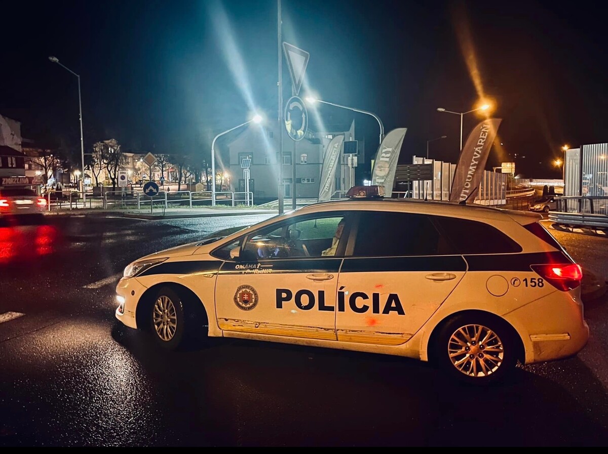 Polícia