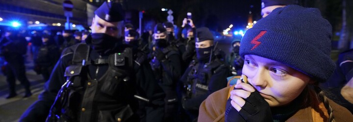 Poliaci sa obávajú odchodu z EÚ, vyšli preto vo veľkom do ulíc brániť „európske Poľsko“