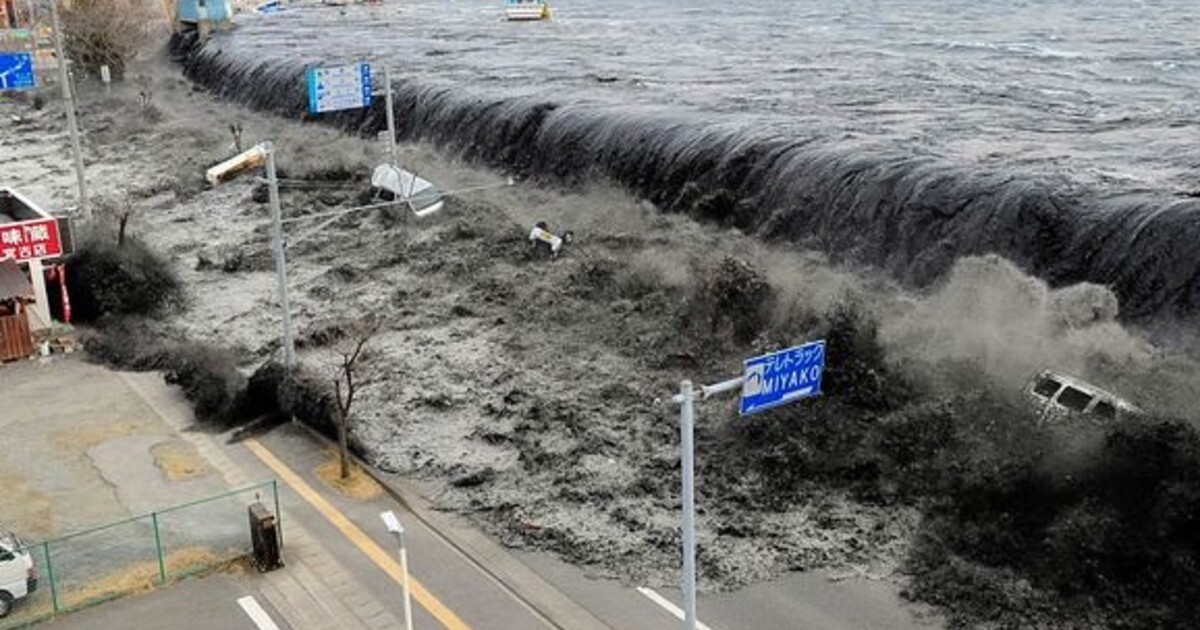 Rusko zasáhlo silné zemětřesení. Obyvatelé byli varováni před tsunami