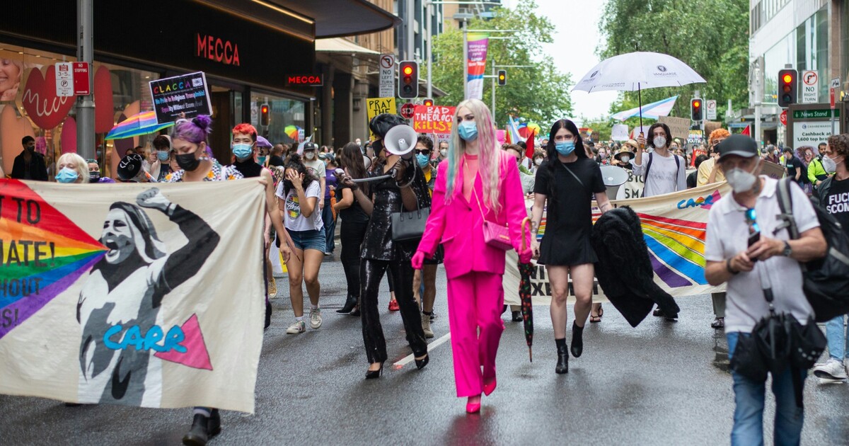 Kde se nejlíp žije LGBTQ+ osobám? Tato města jsou pro queer lidi nejbezpečnější