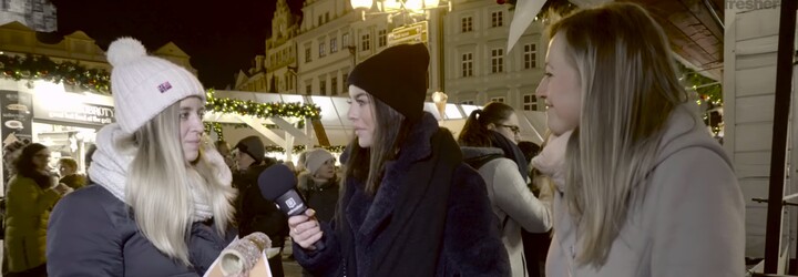 Jaké praktikují Češi vánoční tradice a jaký nejdivnější dárek dostali? Vyrazili jsme to zjistit na pražské trhy