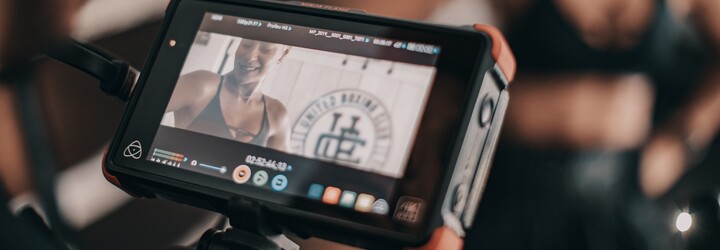Nudíš sa v karanténe? Natoč video a zarob si 365 eur