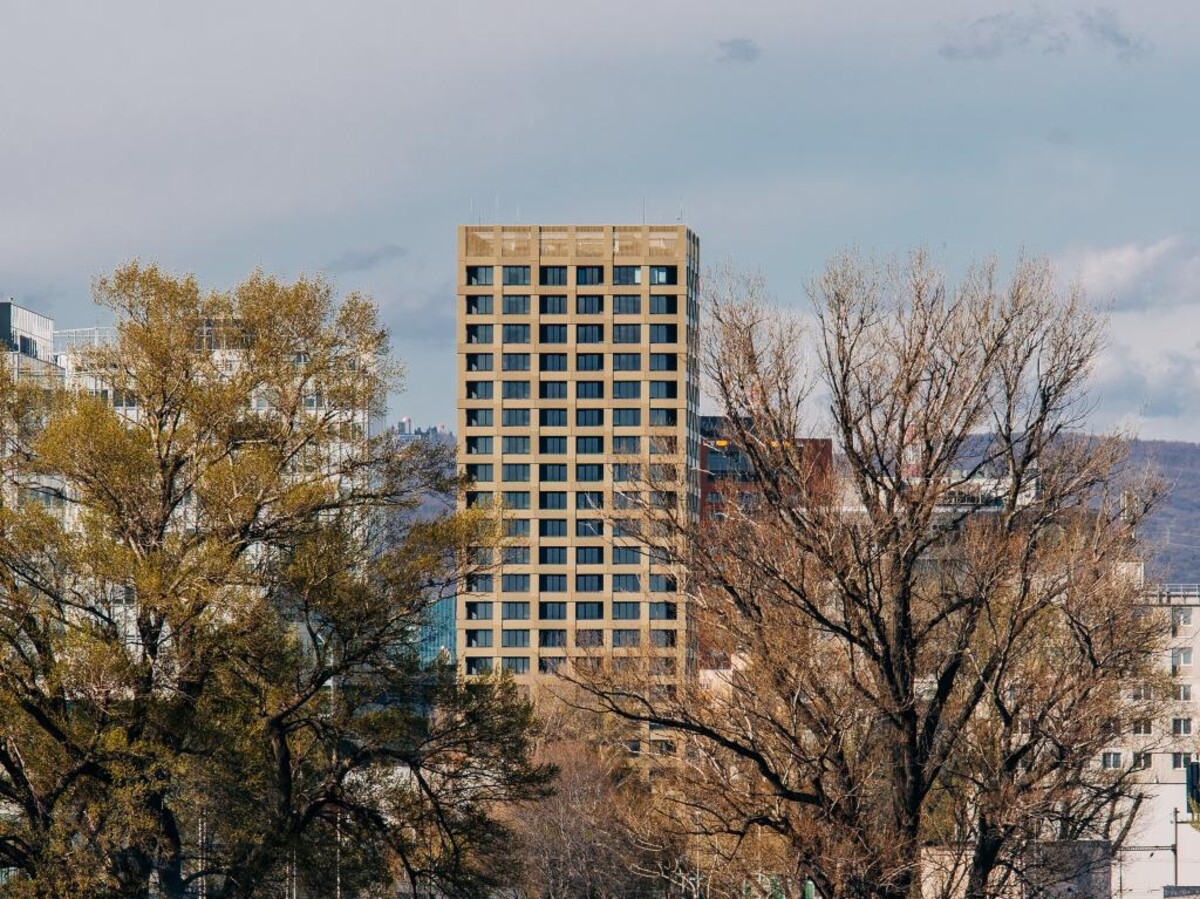 DISCOVERY TOWER - BYTOVÝ DOM (Bratislava/Rok realizácie: 2022/Ateliér: PANTOGRAPH).