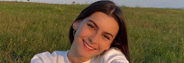 Lea díky rakovině našla sebelásku, po vyléčení šíří osvětu: Když jsem přišla o vlasy, cítila jsem se ještě silnější (Rozhovor)