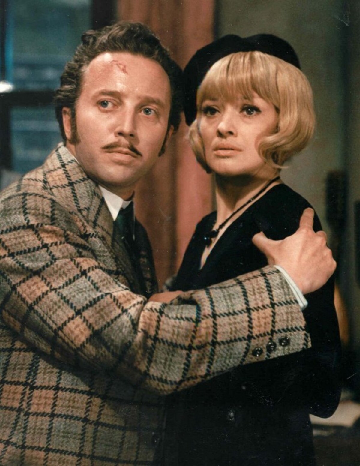 Stanislav Fišer s Janou Brejchovou ve filmu Smrt černého krále z roku 1971.