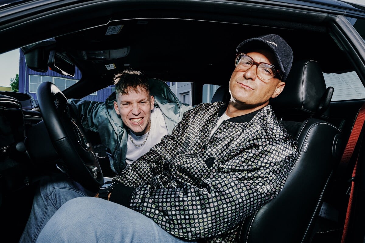 Maniak DJ Wich černej kůň