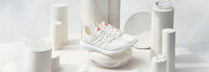 adidas bojuje proti plastům díky novým plně recyklovatelným běžeckým teniskám Futurecraft Loop