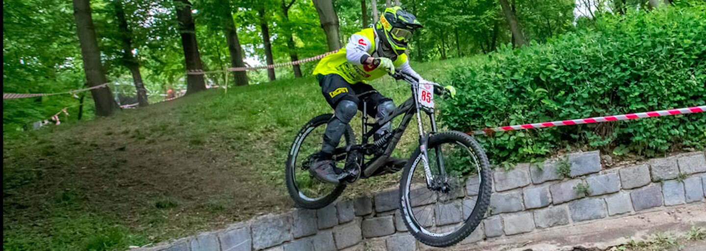 Adrenalinový městský freeride Czech Downtown Series 2018 startuje už za týden v Ústí nad Labem!
