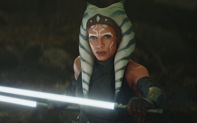 Herečku Rosario Dawson obsadili do role Ahsoky Tano vďaka fanúšikom. Seriál Mandalorian konečne prezradil meno baby Yodu.