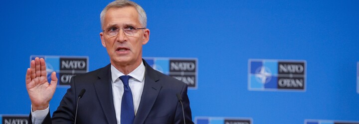 Rusko představuje přímou hrozbu pro bezpečnost NATO, všímat si musíme i Číny, tvrdí Stoltenberg 