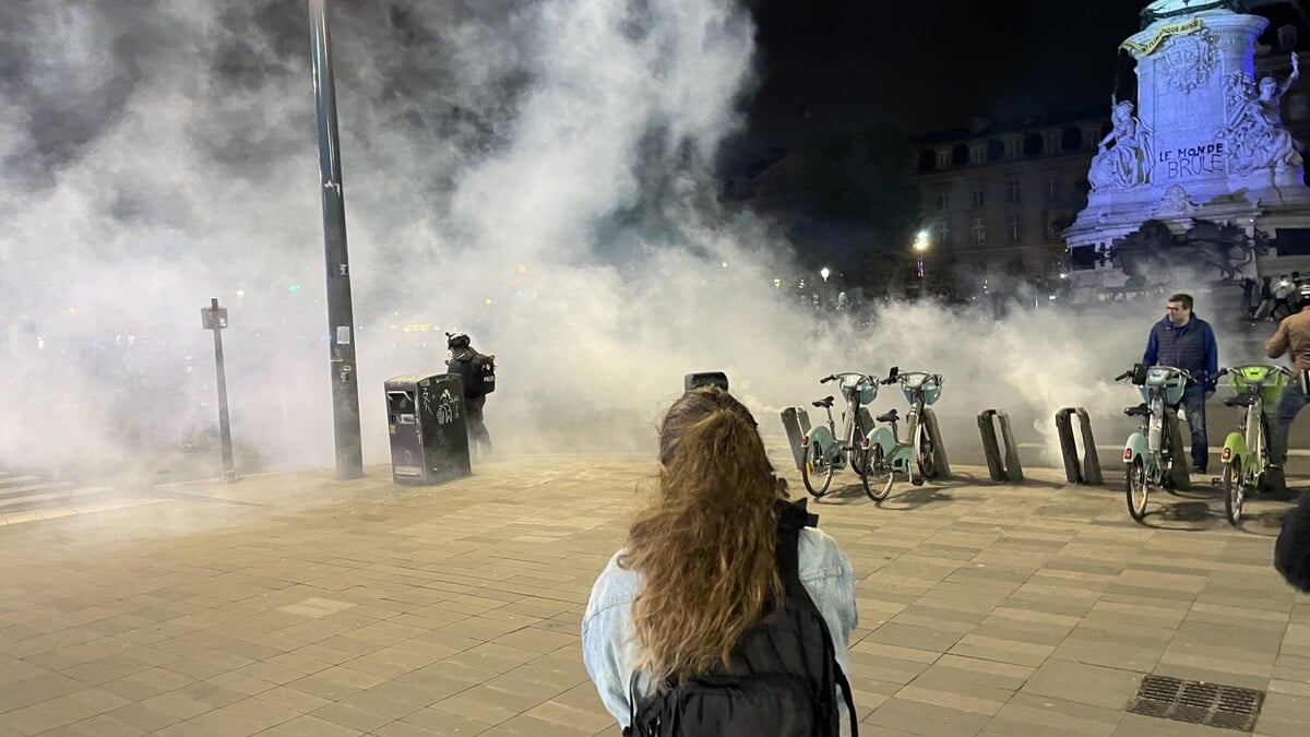 protesty francie macron