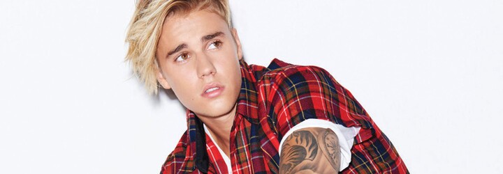 Justinovi Bieberovi asistovali s dvojicou nových singlov o láske Ed Sheeran a speváčka Halsey