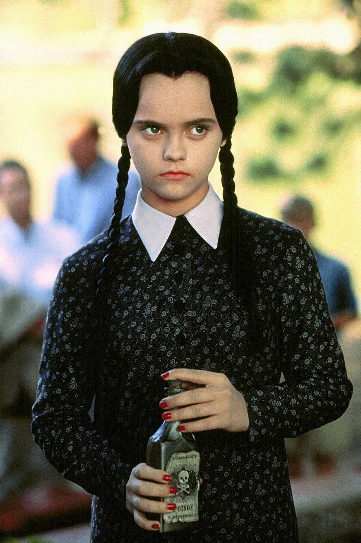 Christina Ricci jako Wednesday v devadesátkovém filmu.