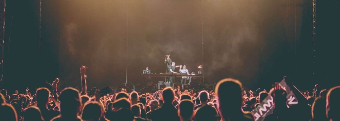 Afrojack či W&W: Najväčší sviatok elektronickej hudby na Slovensku zničí Trenčín tento víkend