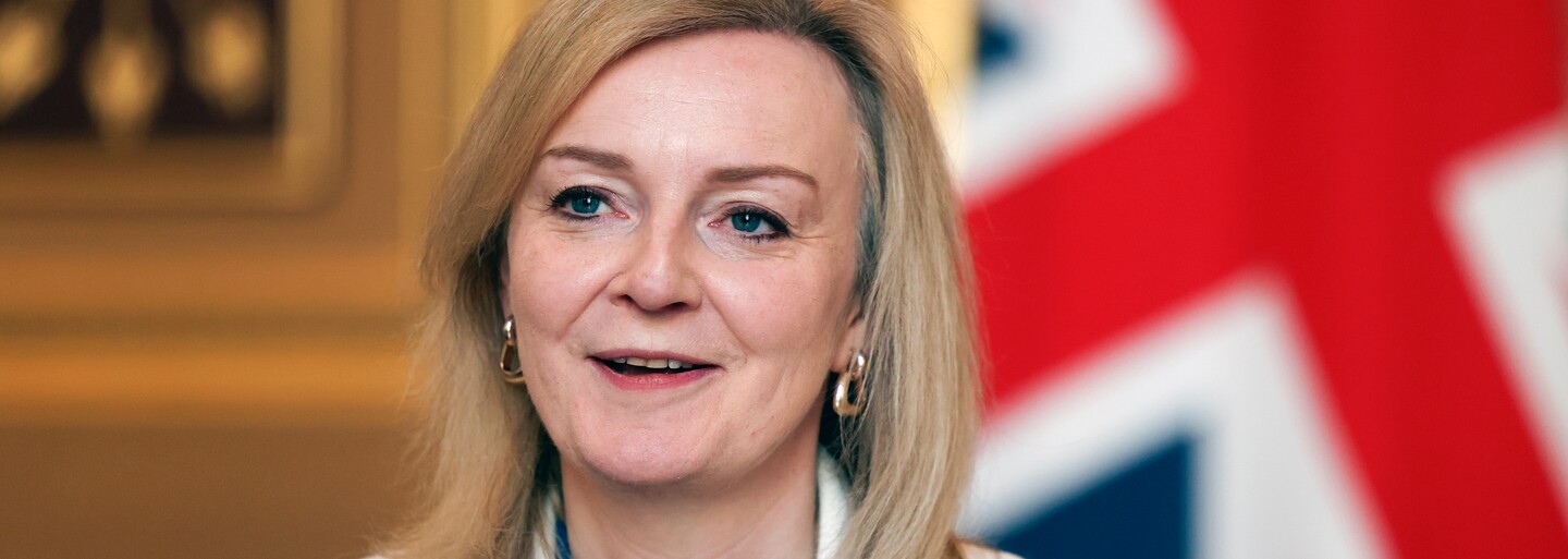 Agenti Kremlu údajně pronikli do mobilu britské expremiérky Liz Truss. Získat měli přísně tajné informace